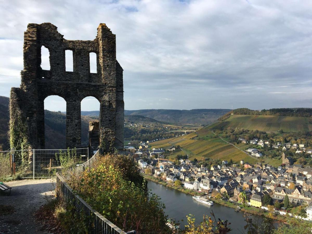 Spitzhaus Wolf Villa Verbandsgemeinde Verbandsgemeinde Traben-Trarbach Buitenkant foto
