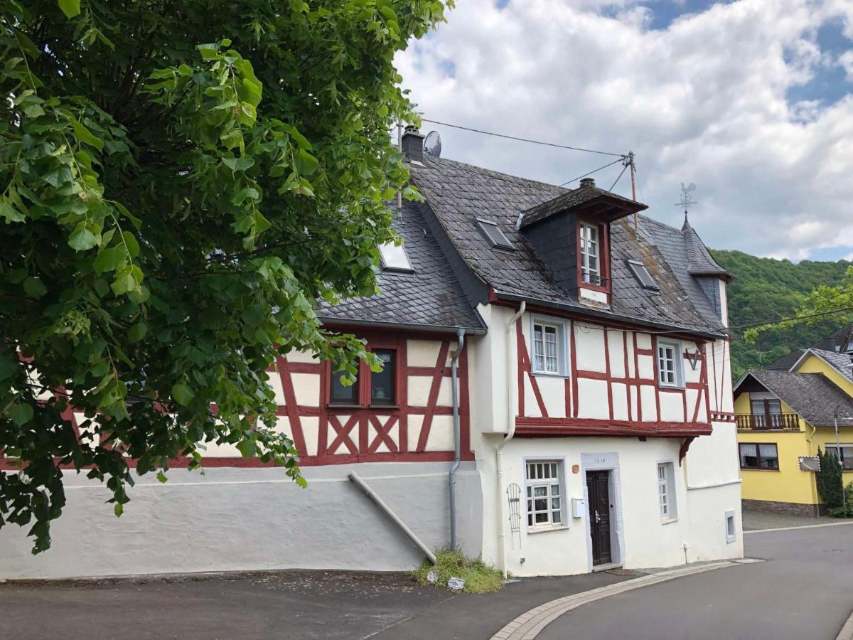 Spitzhaus Wolf Villa Verbandsgemeinde Verbandsgemeinde Traben-Trarbach Buitenkant foto